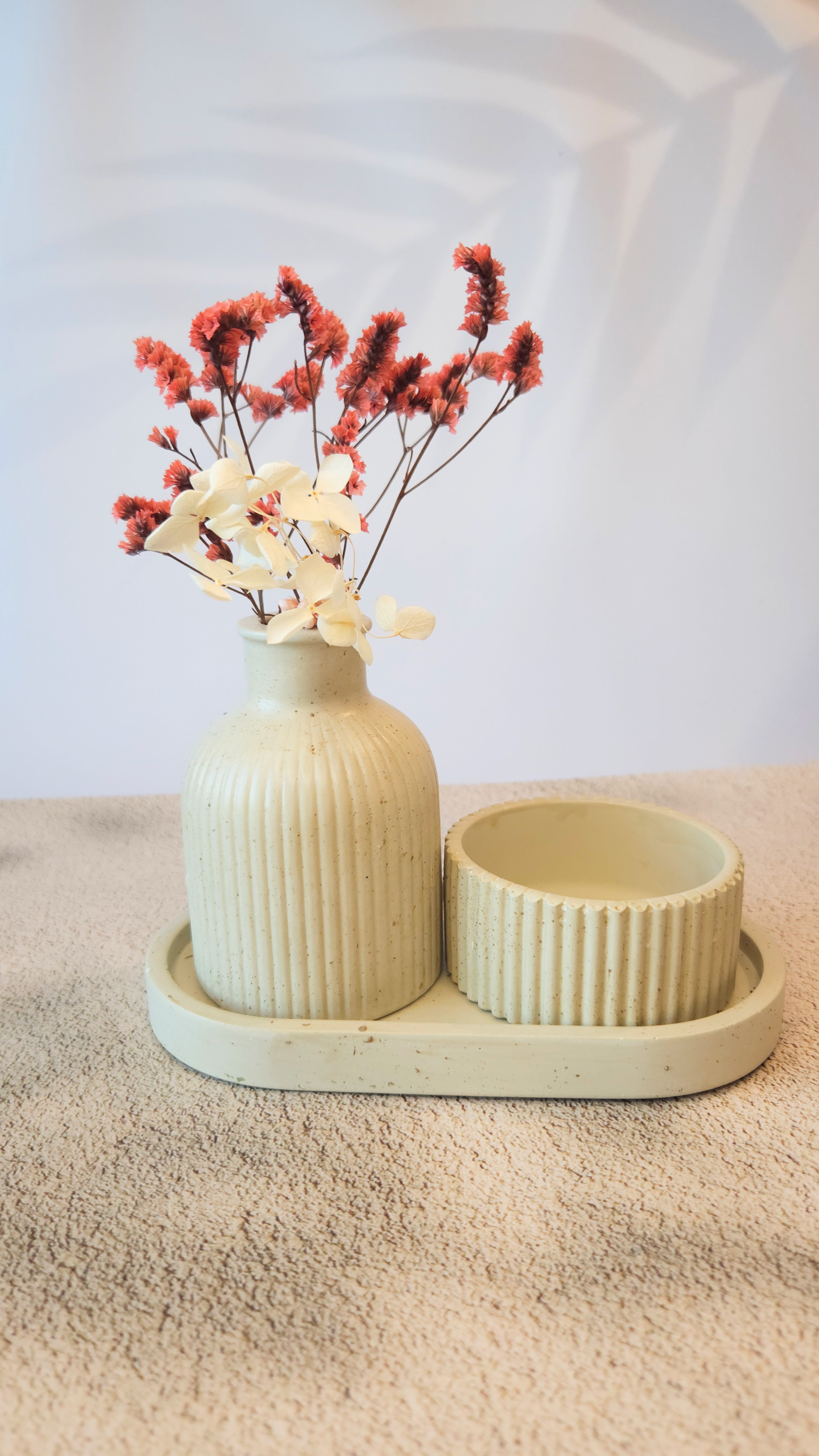 Zestaw Świeca sojowa, podstawek i wazon